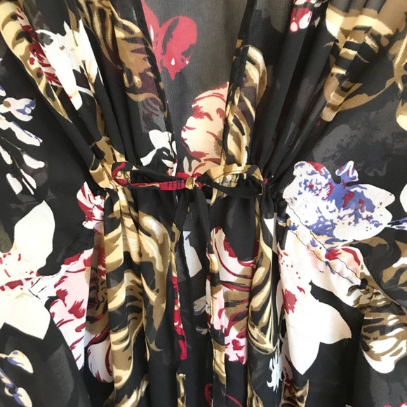 WALTER BAKER Kimono Cardigan Caftan Tulum Black Floral Tropical One Size Large - Picture 5 of 16